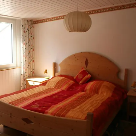 Schoental- Seen- Und Felsen *