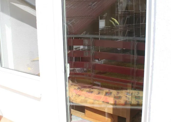 Schoental- Seen- Und Felsen Apartamento *